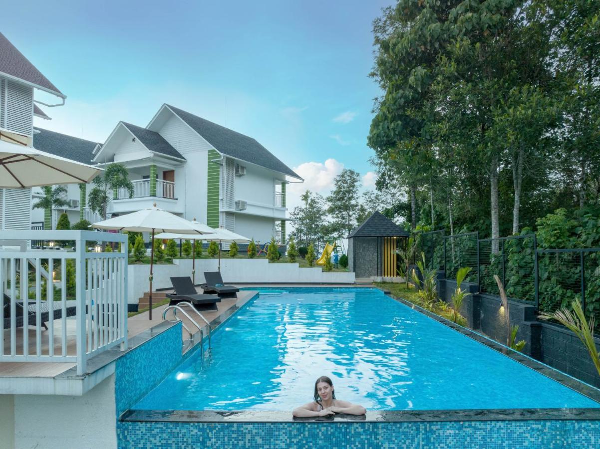 Sprise Munnar Resort And Spa Exterior photo